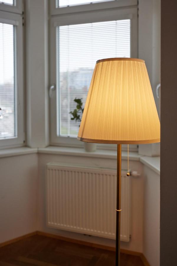 Beautiful Restored - Close To Metro - II Wina Bagian luar foto